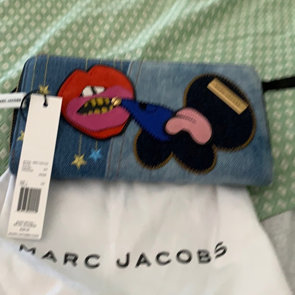 Mark Jacob wallet limited edition brand new